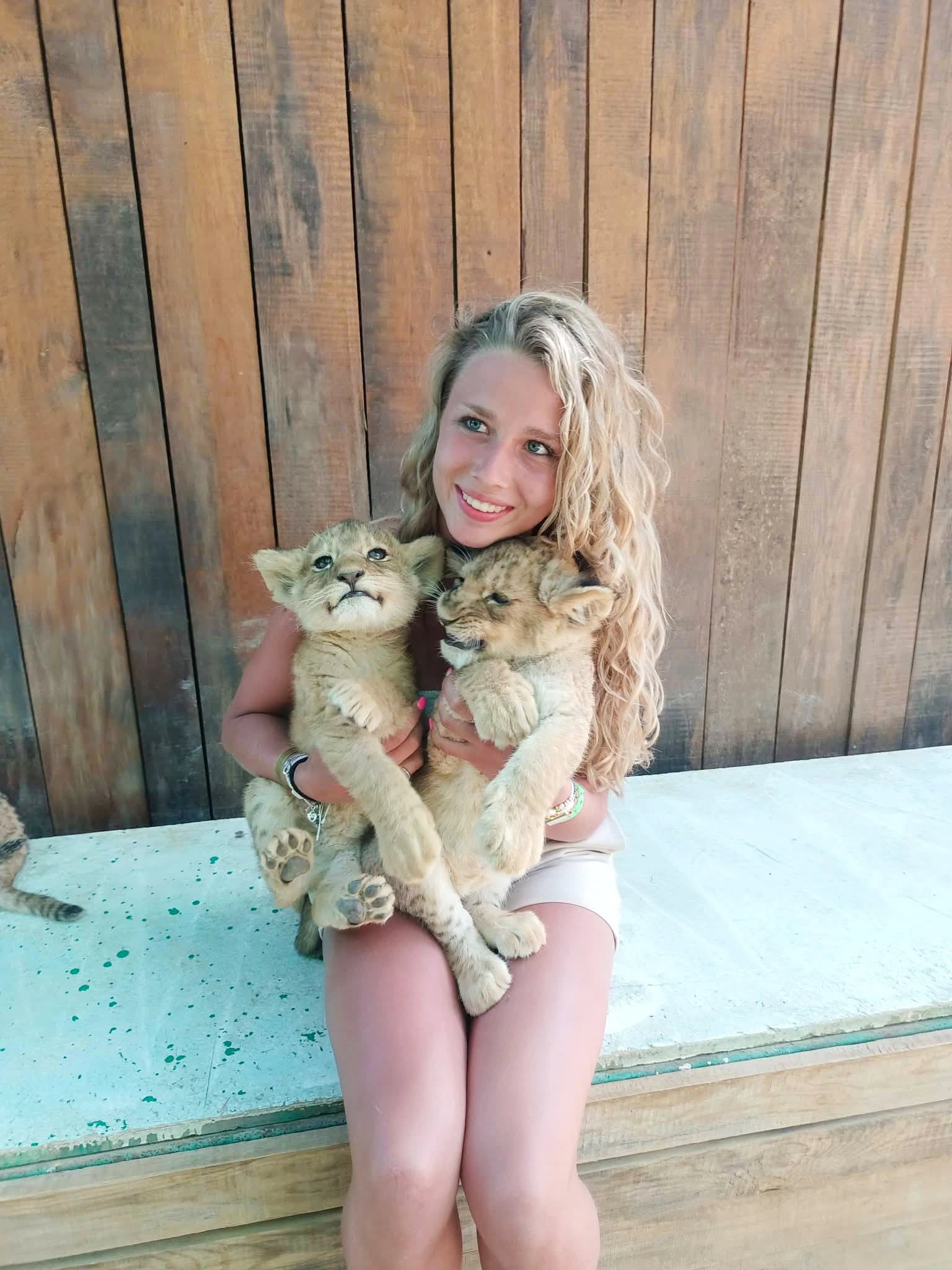 Antalya Lion Park Safari